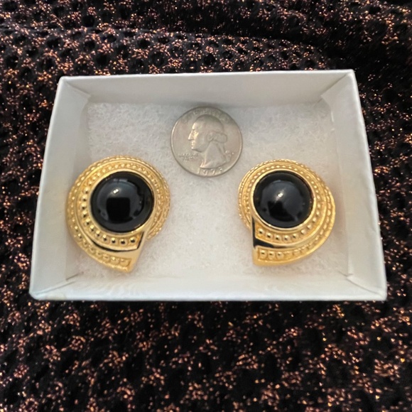 Vintage Christian Dior Gold Tone Black Resin Cabochon Clip-On Earrings - Picture 2 of 3